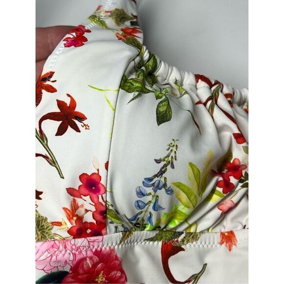 Beach Toy Swimsuit Size L Floral print White Red - Picture 7 of 12